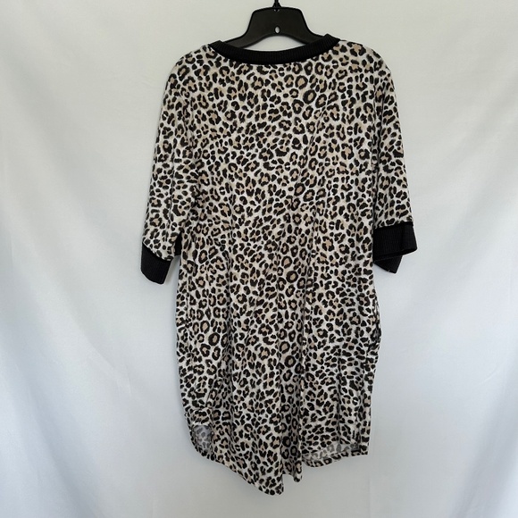 Simply Vera Vera Wang Leopard Print Knit Dress - Picture 7 of 7